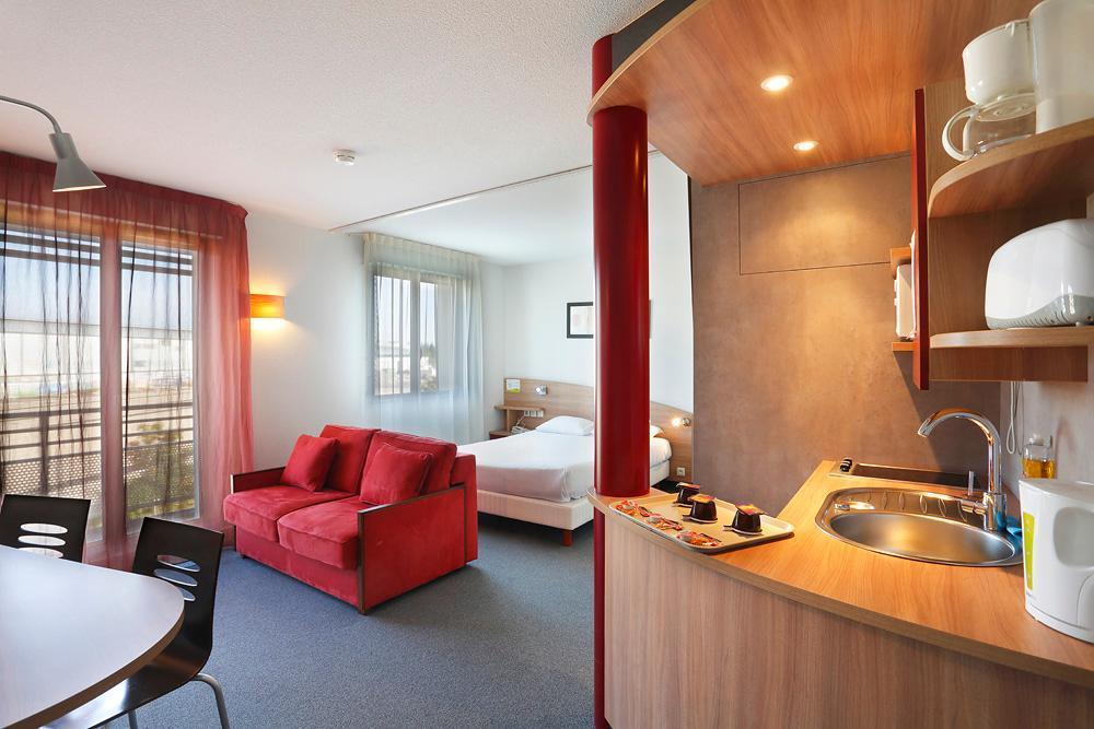 Suite-Home Orleans-Saran Dış mekan fotoğraf